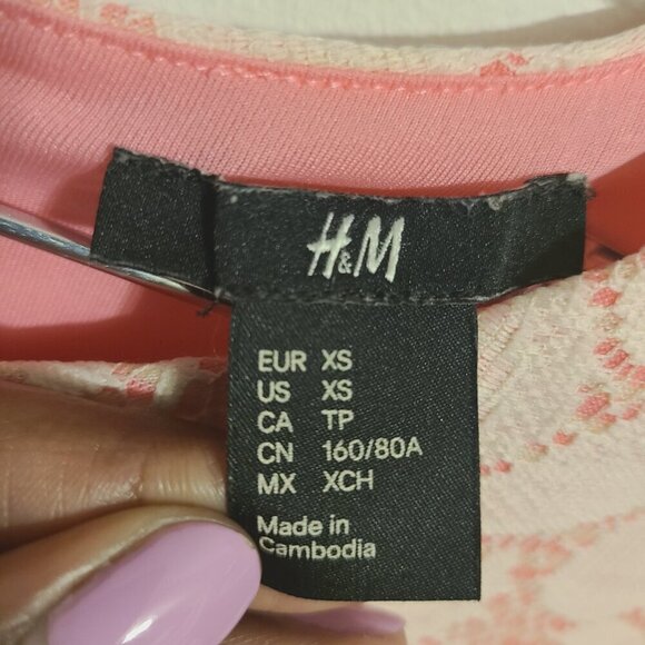 H&M | Women's Pink and White Lace Sleeveless Mini Dress or Tunic Top (Size XS) - Picture 2 of 15